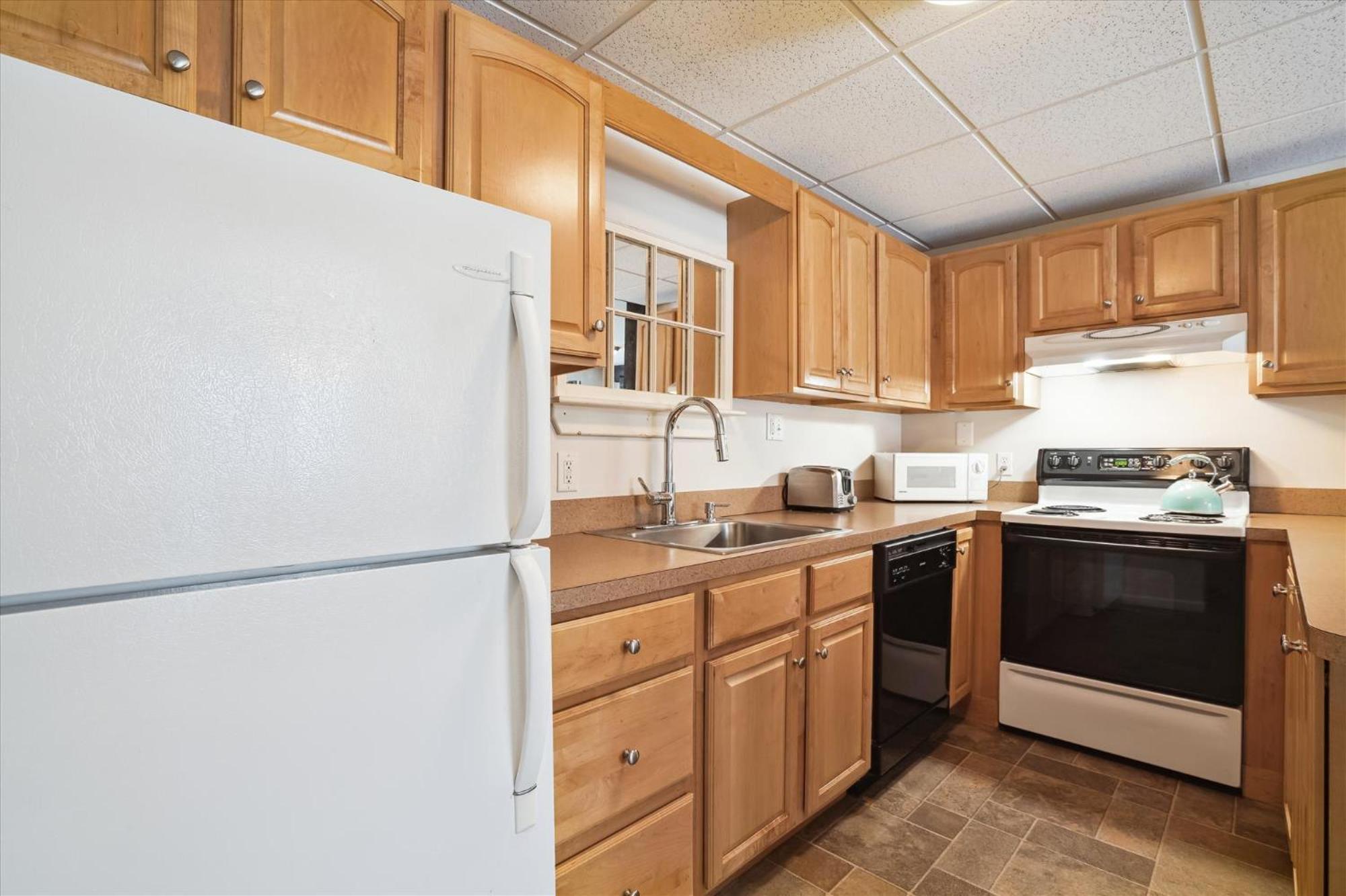 Spacious Northbrook 3 Townhouse Only 2 Miles From Restaurants & Nightlife 킬링튼 외부 사진
